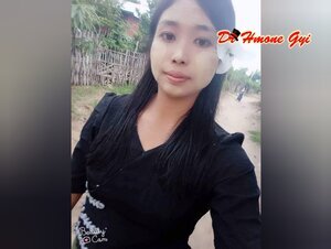 တညအိပ့်မယ့် လရိပ့်ရဲ့ sex chatting