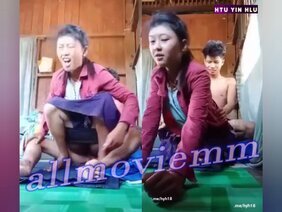 ထမိန်လှန်ပြီးတက်လိုးတဲ့တာသူဘဲအော်နေတယ်